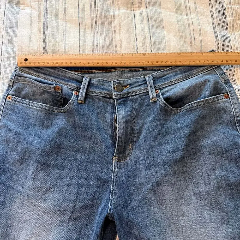 Du/Er Jeans Size 36x32 Blue Denim Stretch Straight Leg